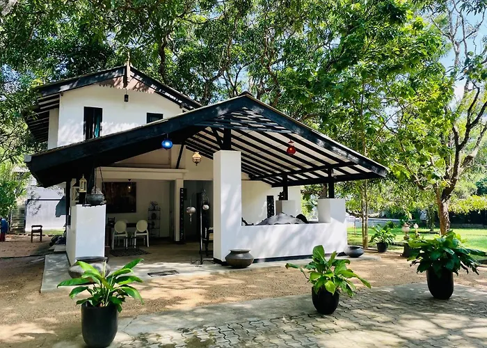 Dog friendly hotels Sigiriya Kele