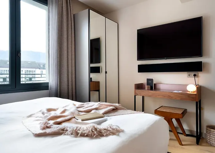 Hebe Hotel