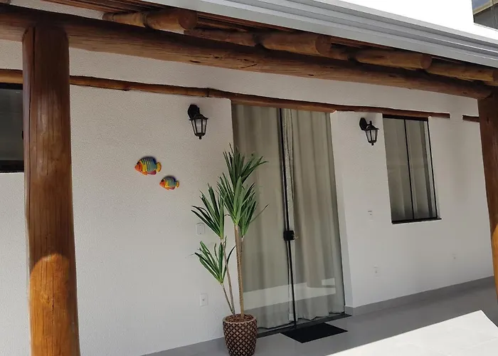 Hotel com tênis: Pousada Raroguis - Praia de Guaratiba