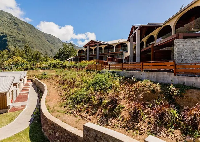 Sarana Hotel & Spa