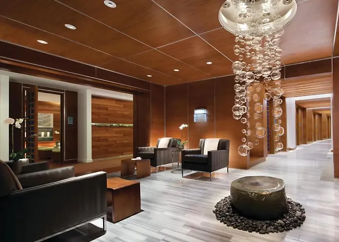 Vdara Studio Suite 011 Pool View Free Valet Parking