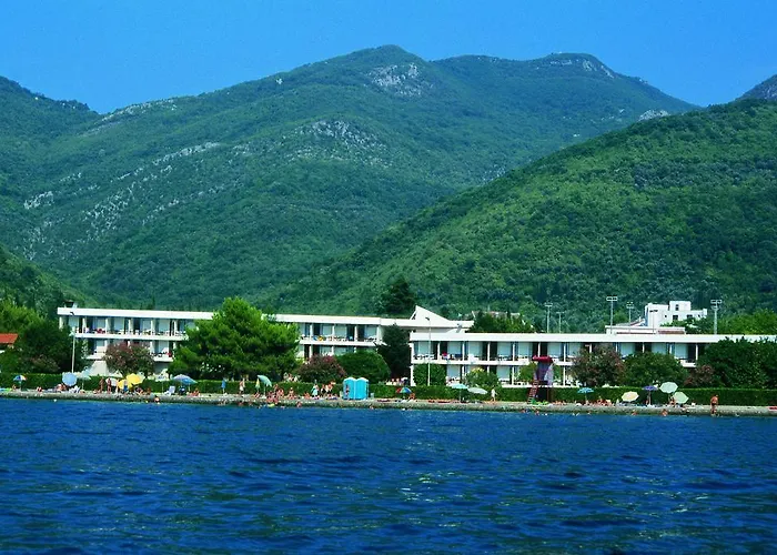 Cheap hotel: Hotel Kamelija