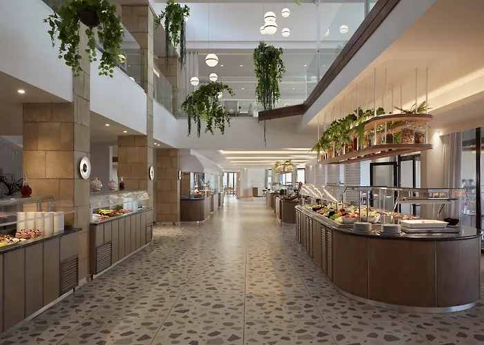 Hotel with Tennis: Amus Hotel & Spa