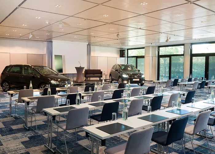 Holiday Inn City-West By Ihg