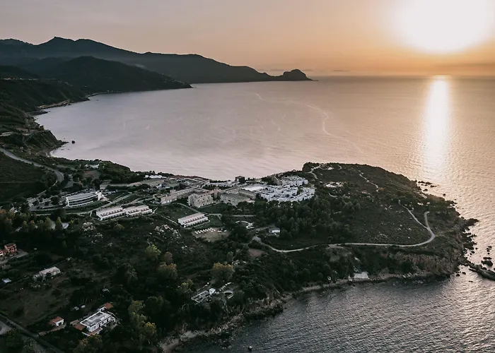 Mangia's Pollina Resort