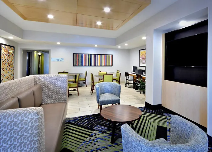 Holiday Inn Express By Ihg