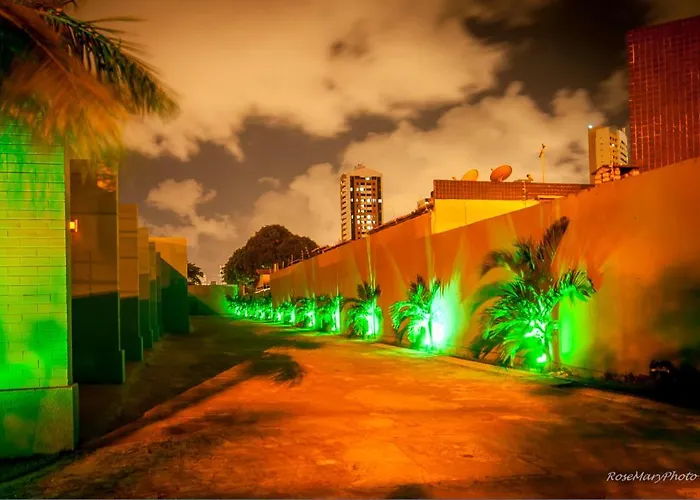 Hotel de 3 estrelas: Toulouse Motel (Adults Only)