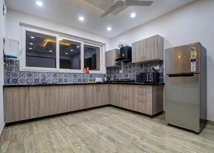 All Vacation Rentals Euphoria Luxury - 5Bhk - Private Pool - Jacuzzi, Baga
