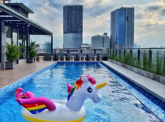 3 star hotels Surabaya River View