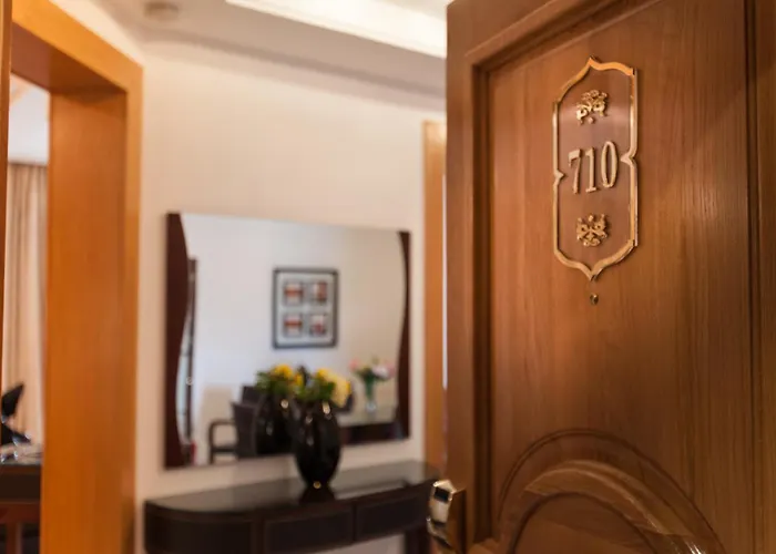 The Penthouse Suites Hotel