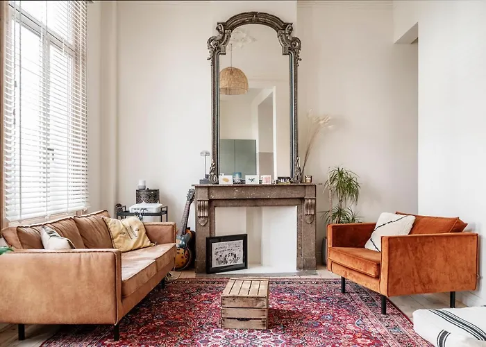 Gezellig gerenoveerd herenhuis in het centrum