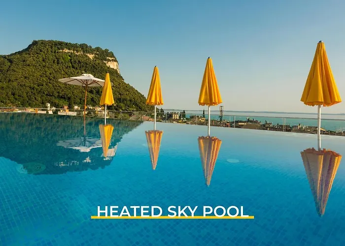 Resort: Sky Pool Hotel Sole Garda