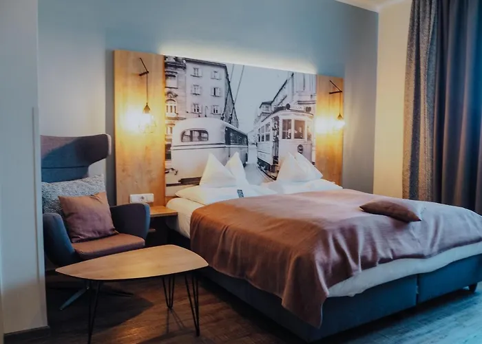 Hotel near College: Levy'S Rooms & Breakfast