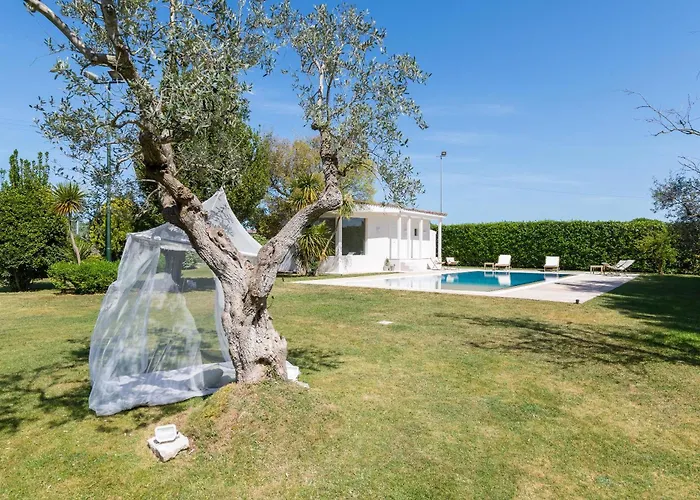 Villa Enò Trulli&Pool by Go4sea