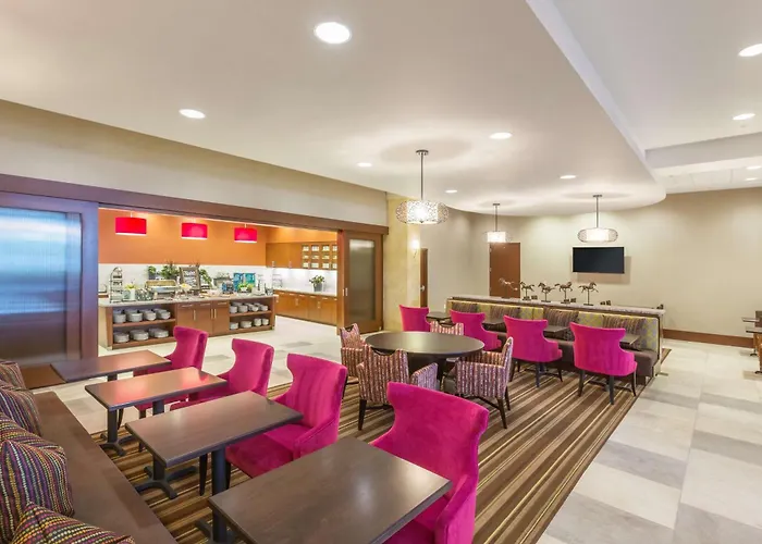 Homewood Suites By Hilton Downtown