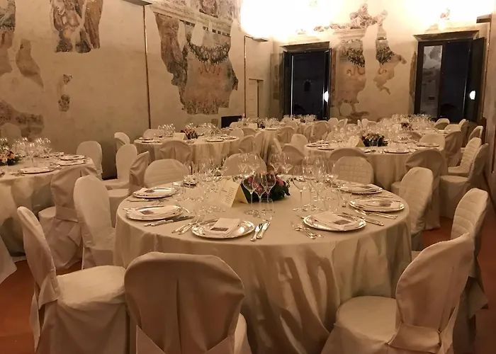 Cà Uberti Palace Hotel