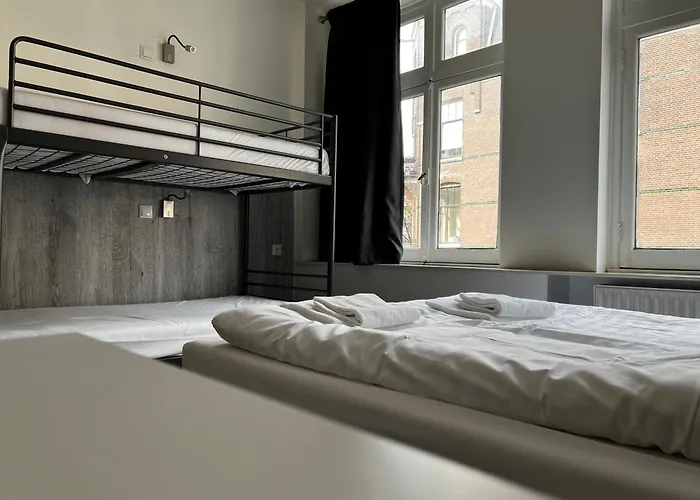 Hotel: Budget Trianon Hotel