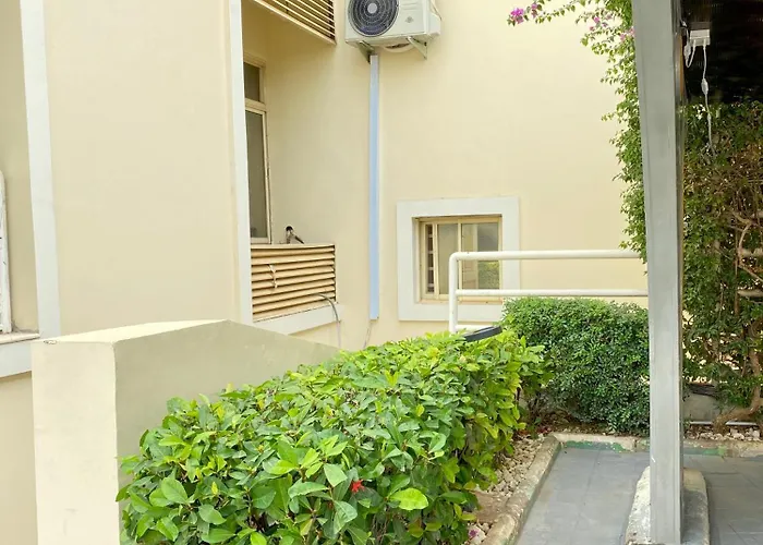 Glovis Luxury Suites