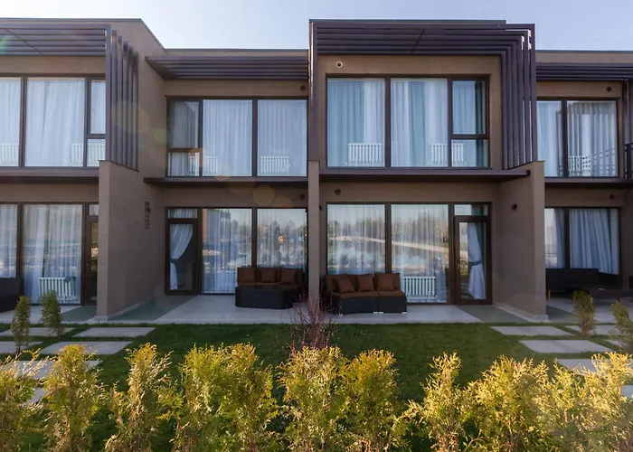 Arman Dala Resort