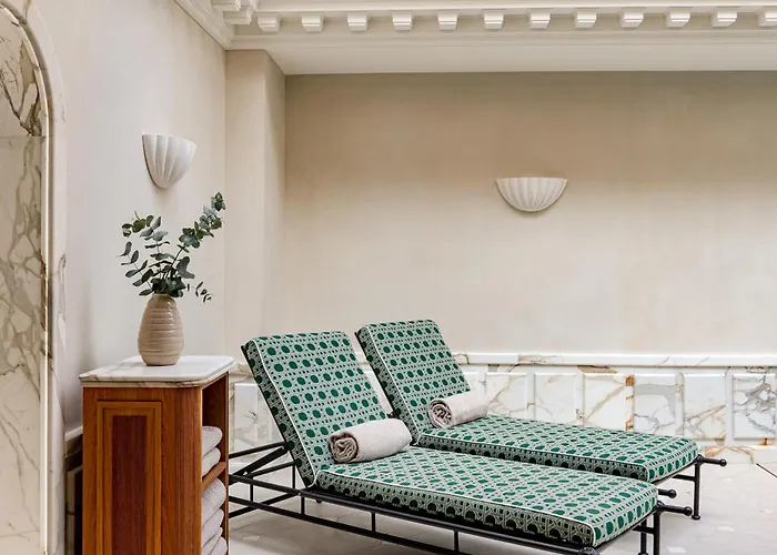 Hotel: Saint James Paris