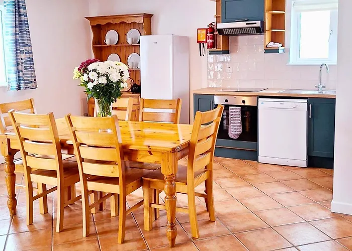 Harbour Cottages 3 Bed - Sleeps 6 Type A By Trident Holiday Homes