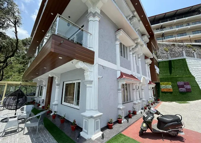 Cheap hotel: Mountain Glow