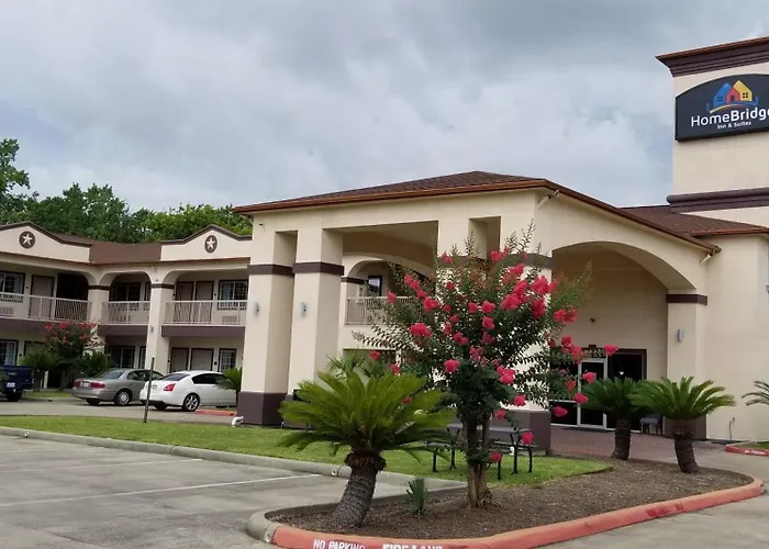 Homebridge Inn And Suites