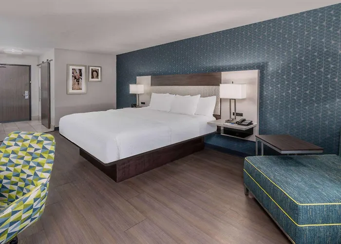 Family Hotel: La Quinta By Wyndham Santa Rosa