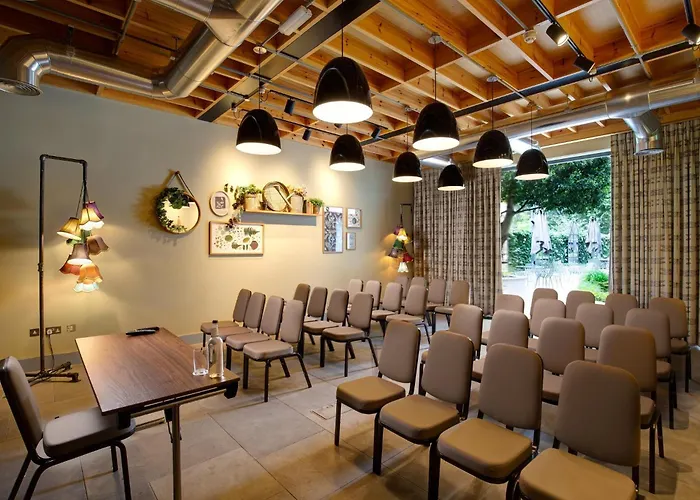 Resort: Bedford Hotel