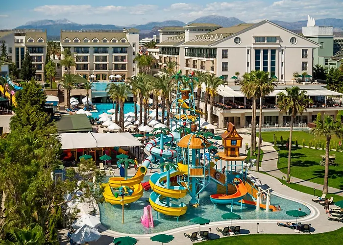 Hotel mit Aussicht: Dobedan Beach Resort Comfort "Ex Brand Alva Donna Beach Resort Comfort"
