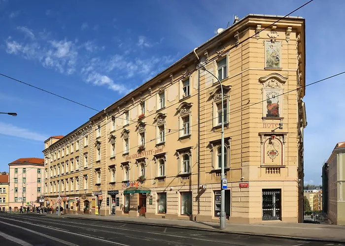 Hotel Golden City Garni