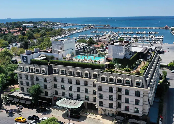 Wyndham Grand Istanbul Kalamis Marina