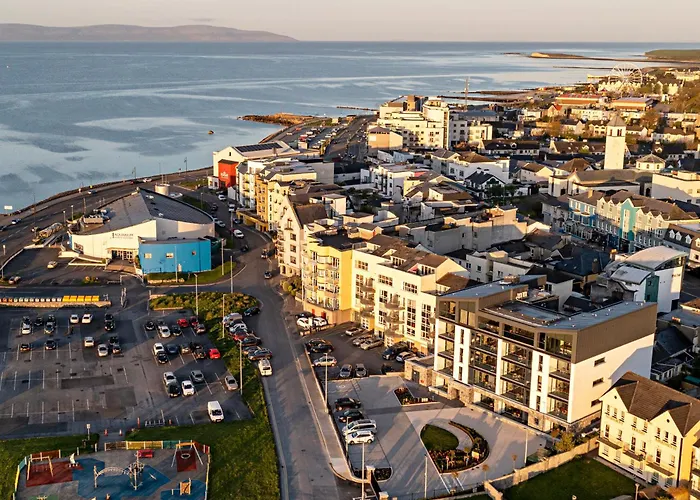 Vacation rental: Shoreline Apartments