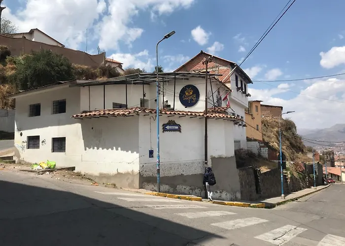 Saqray Hostel