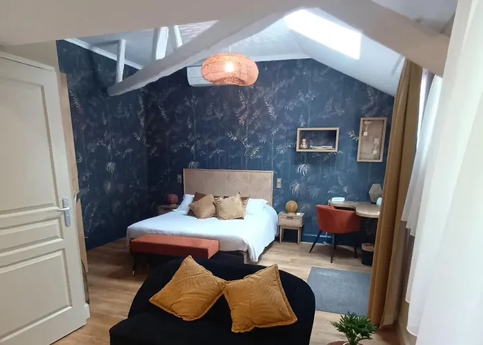 Logis Hôtel Restaurant La Breche