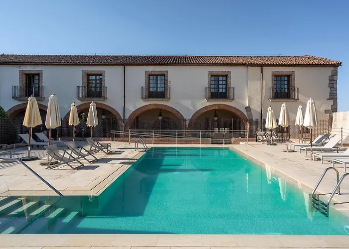 Parador De Plasencia
