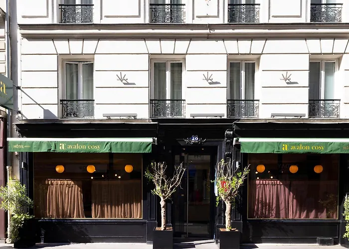Pet Friendly hotel: Avalon Cosy Hotel Paris