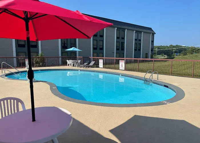 Quality Inn & Suites Lexington South