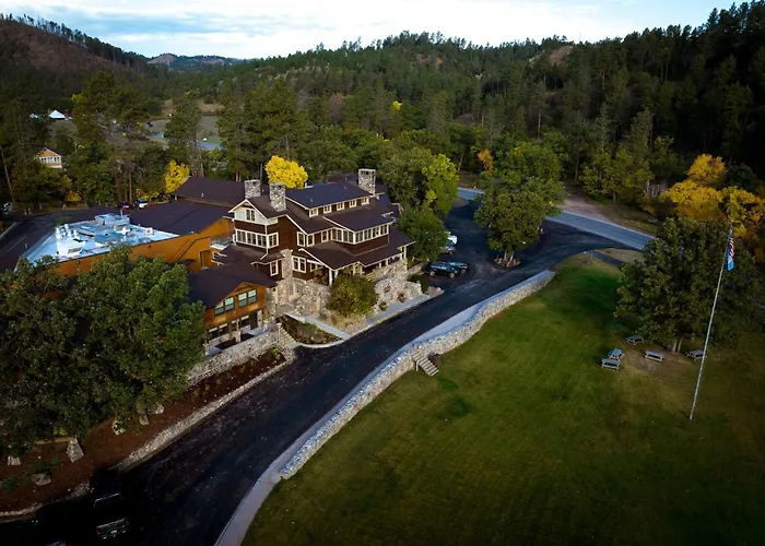 Creekside Lodge At State Park Resort