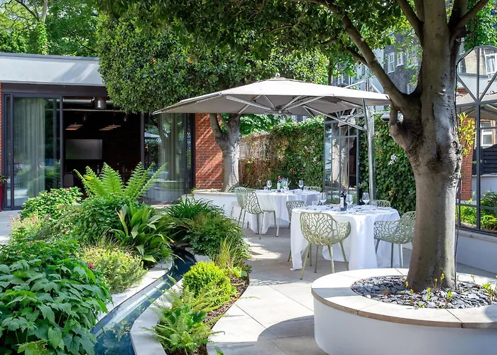 Resort: Bedford Hotel