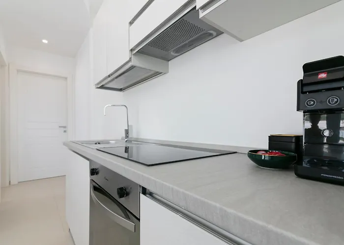 Hotel con piscina: Stellaris Apartrooms