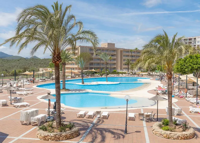  Club Cala Romani