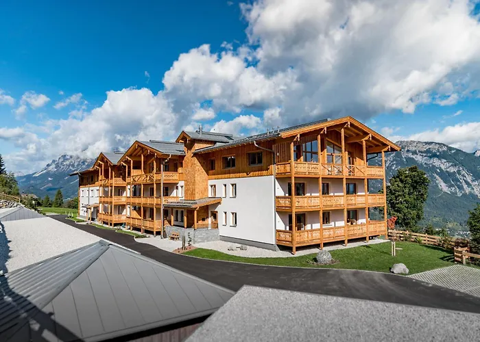 Skylodge Alpine Homes