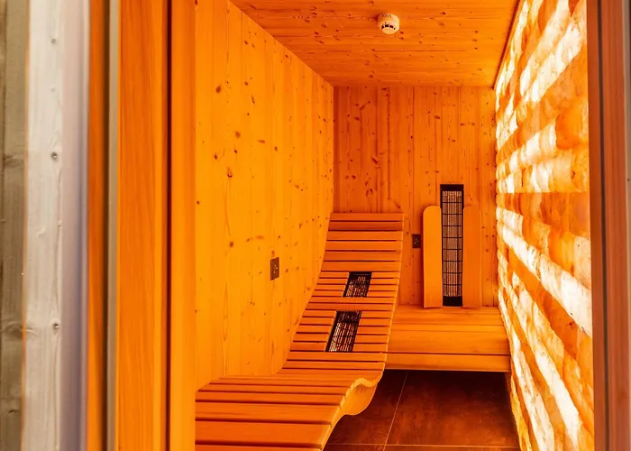 Skylodge Alpine Homes