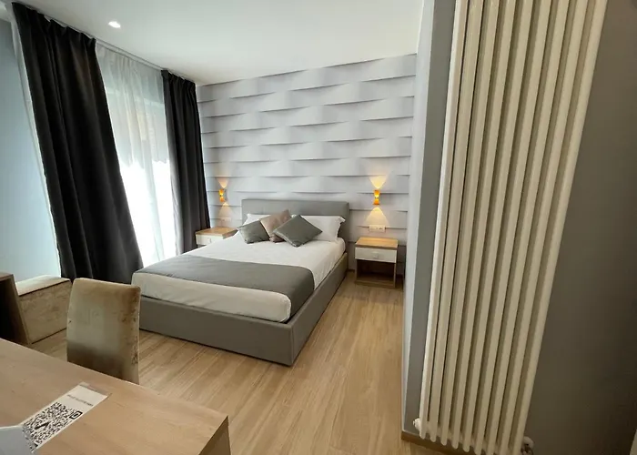 Martini Suite 2