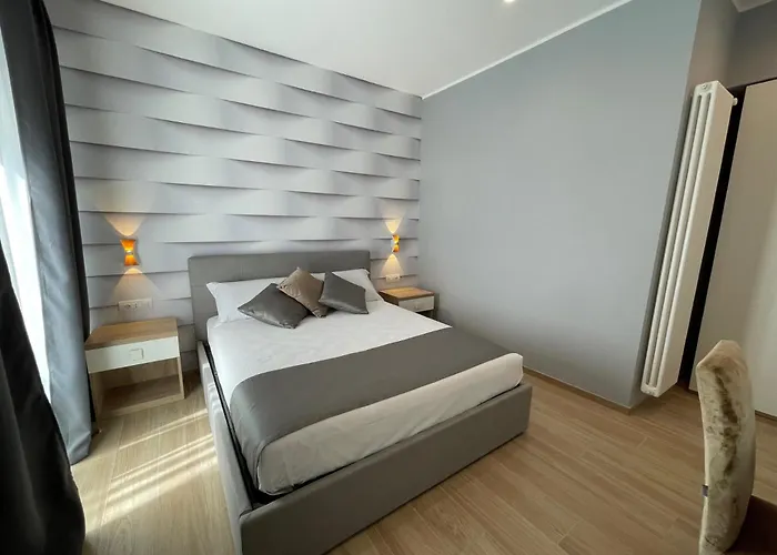Martini Suite 2