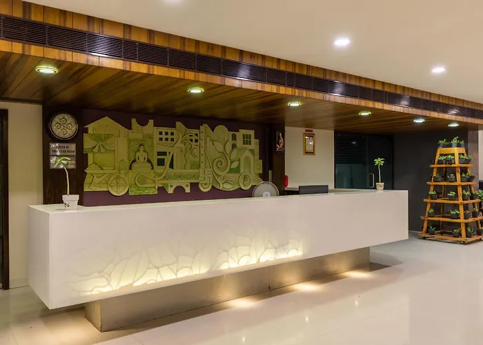 Monk'S Nirvanaa Hotel & Resort