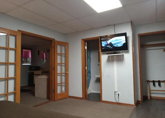 Hickory Shades Motel