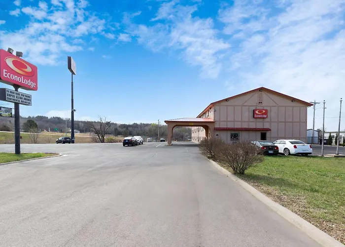 Econo Lodge Junction City I-70 Near Fort Riley