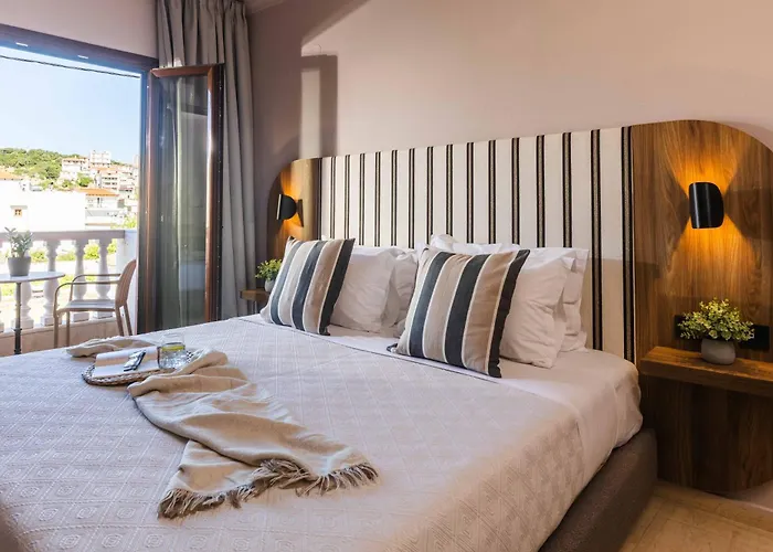 Casa Blue , Philian s And Resorts